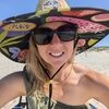 hollystello